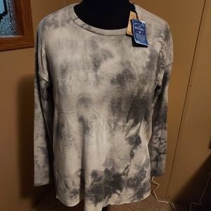 American Eagle sweater - women's size medium